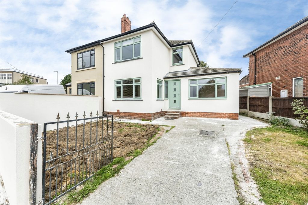 Property photo 1 of 21