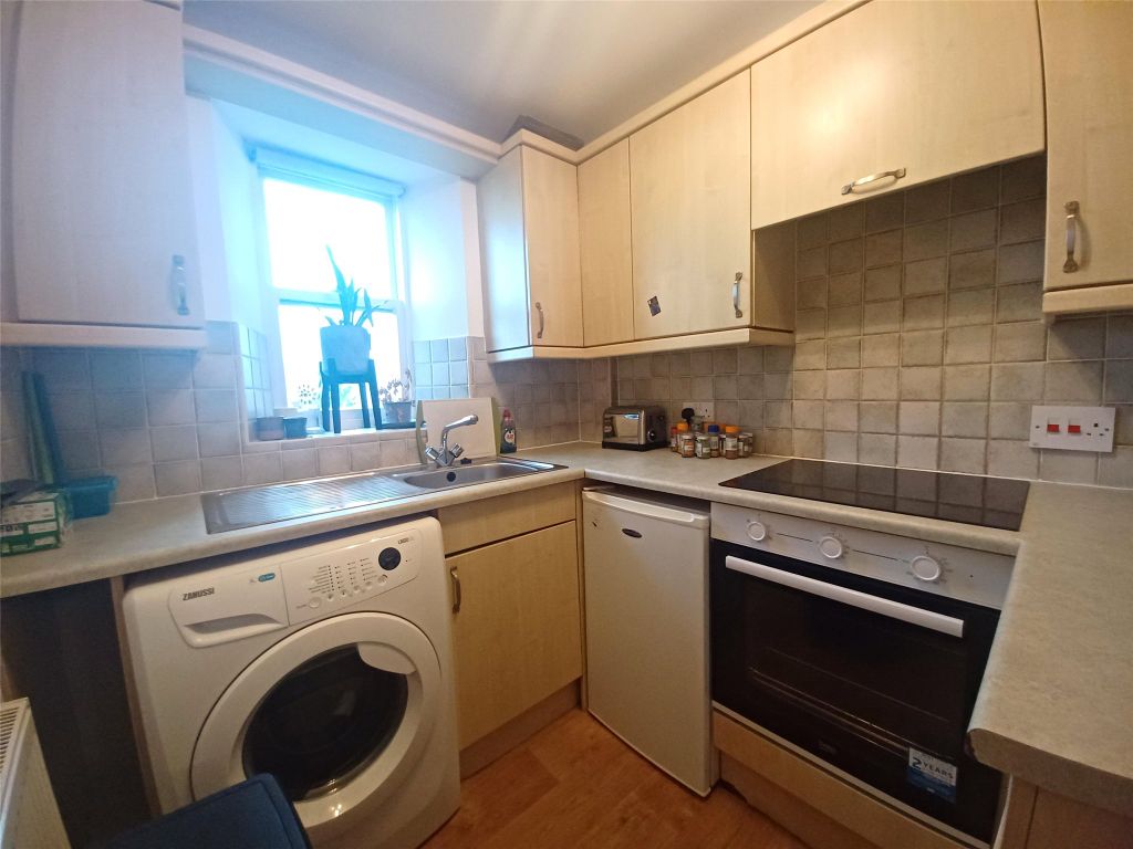 Property photo 3 of 7 Picture No. 11