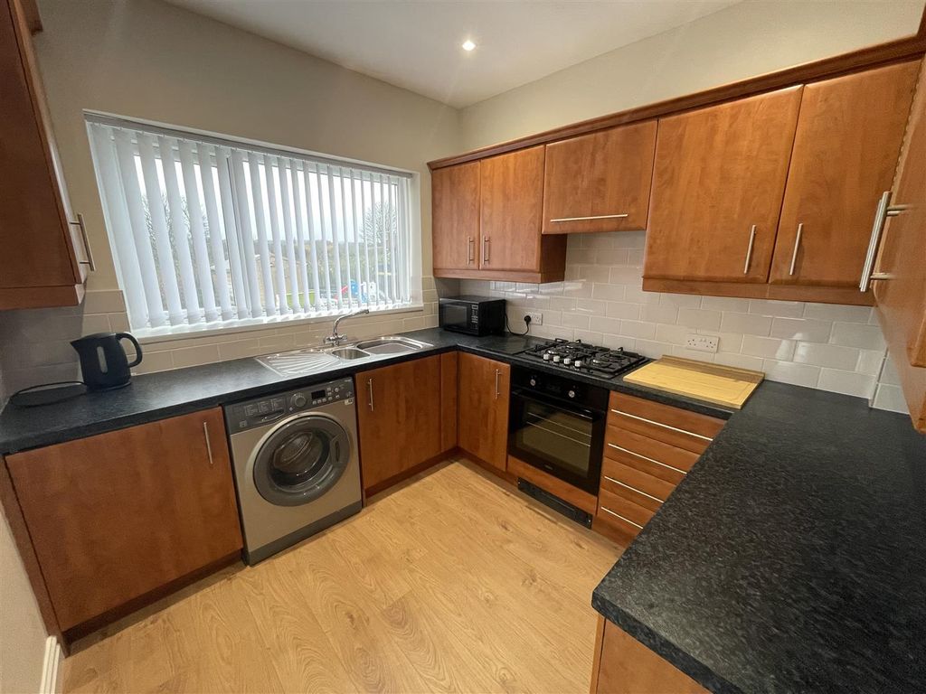 Property photo 3 of 11 1 South 5.Jpg