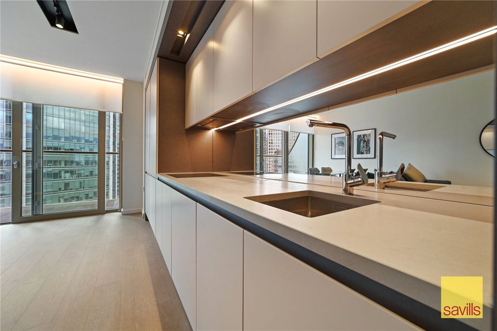 Property photo 3 of 14 Kitchen