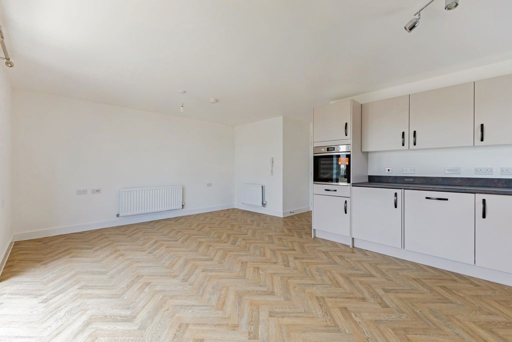 Property photo 3 of 20 Photo