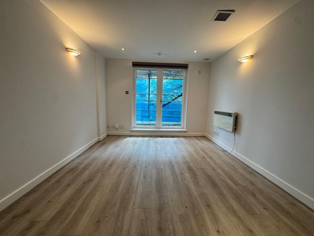 Property photo 1 of 7 1Ad6969d-7884-42Ba-812d-c01B55346d1E