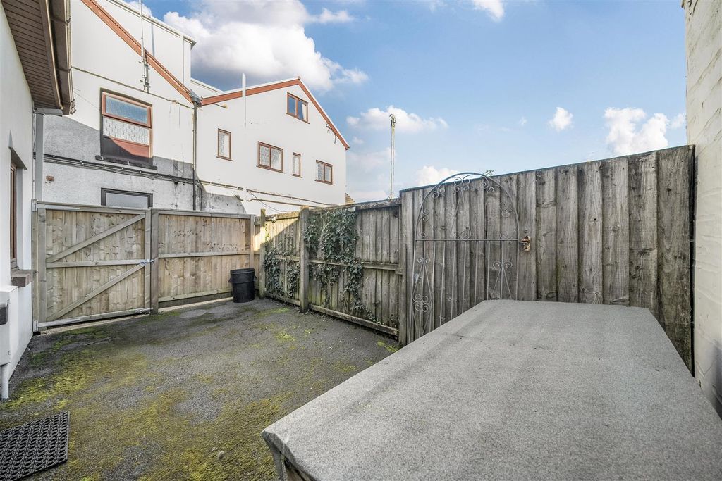 Property photo 3 of 15 1356939-3-68d101Fc7d431.Jpg