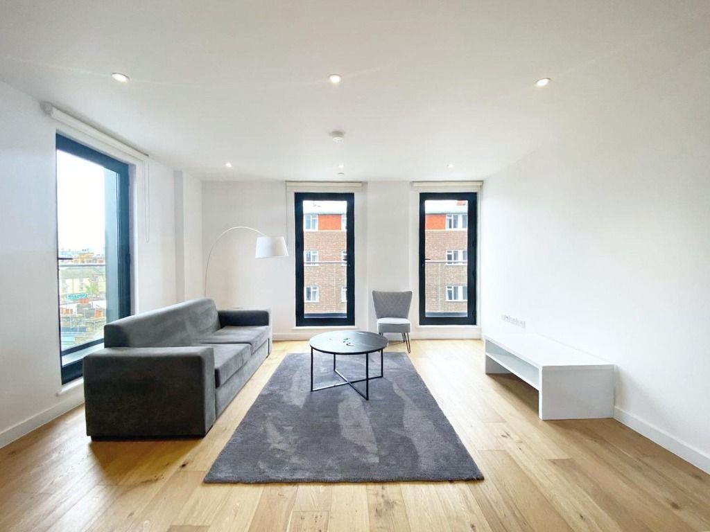 Property photo 1 of 10 Propertyimages