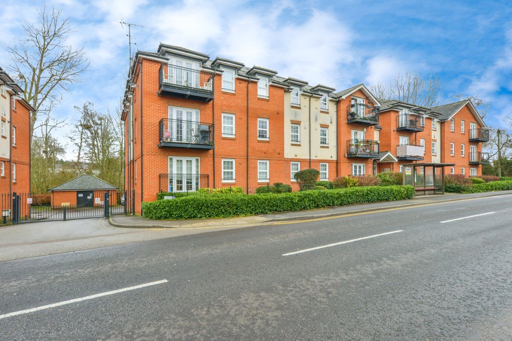 Property photo 1 of 20 Gated Entrance