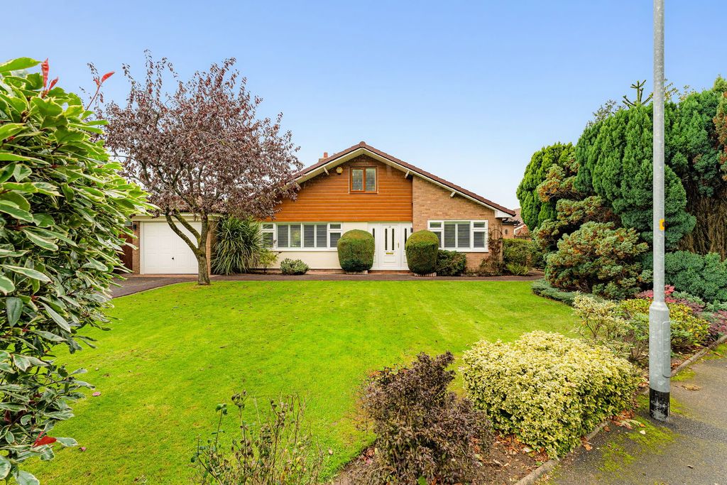 Property photo 1 of 52
