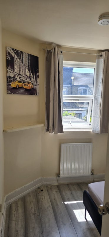 Property photo 2 of 4