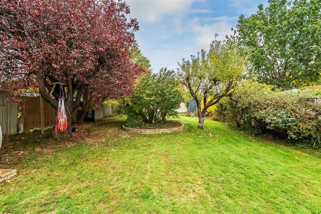 Property photo 2 of 39 29A-Agates-Lane-29.Jpg