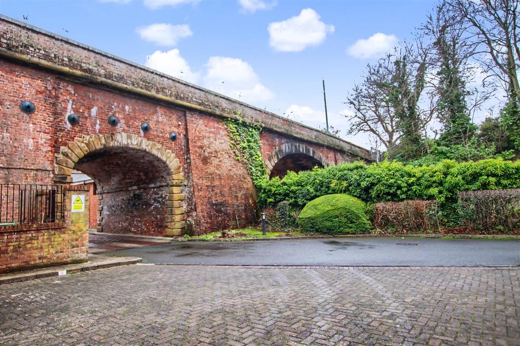 Property photo 2 of 9 Mh2.Jpg