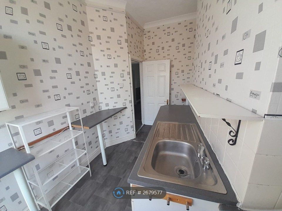 Property photo 1 of 15 Kitchen