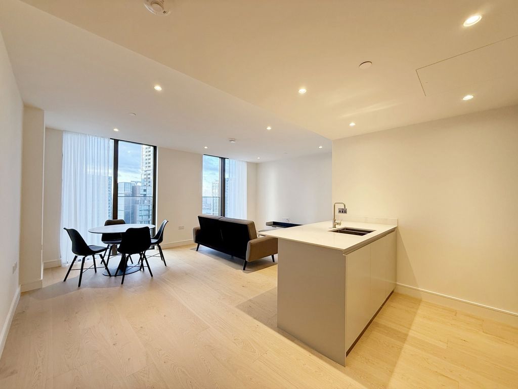 Property photo 2 of 10 Photo 2