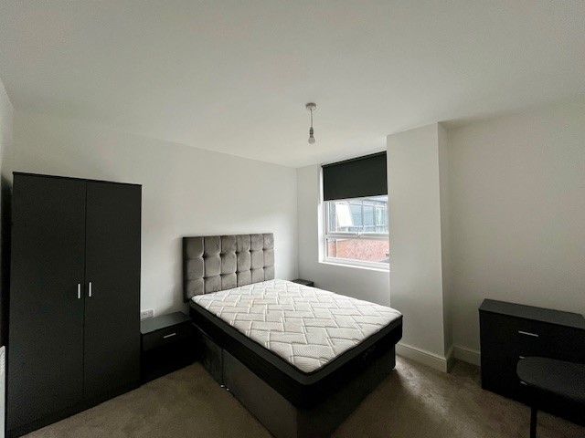 Property photo 2 of 8 Bedroom 2