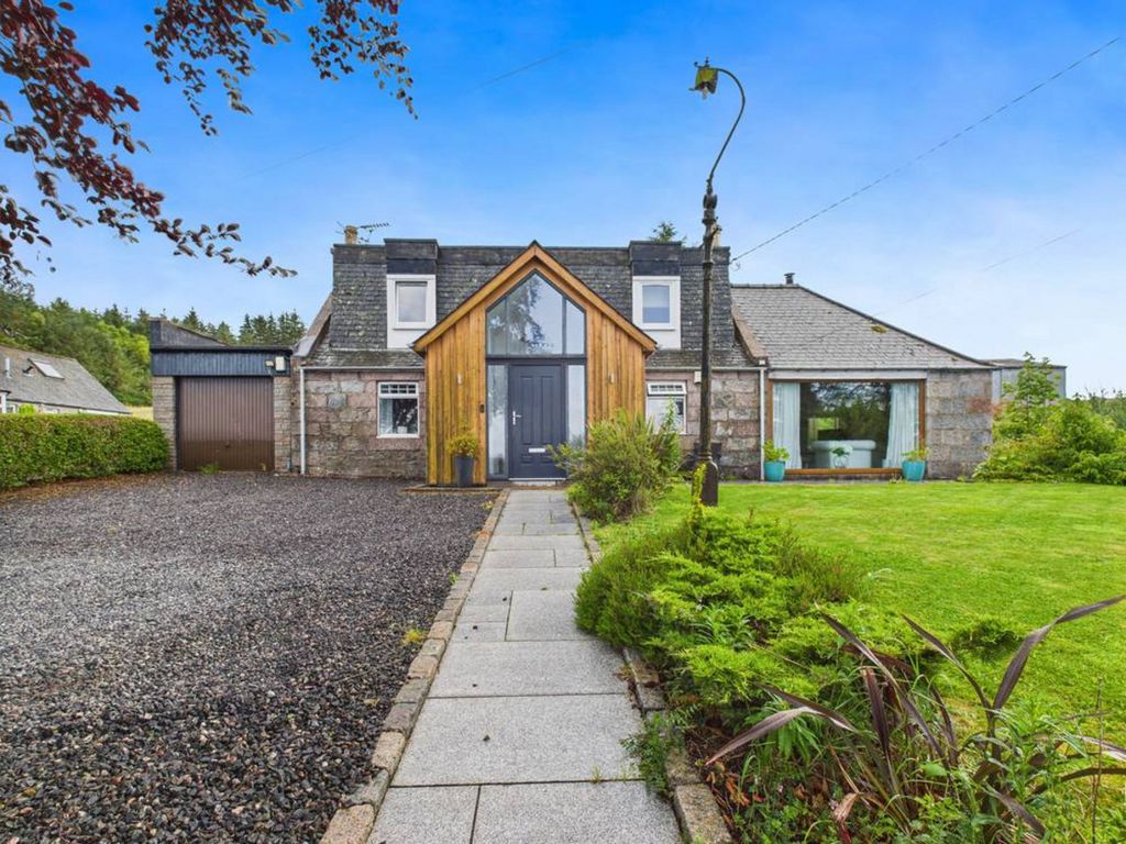 Property photo 1 of 40