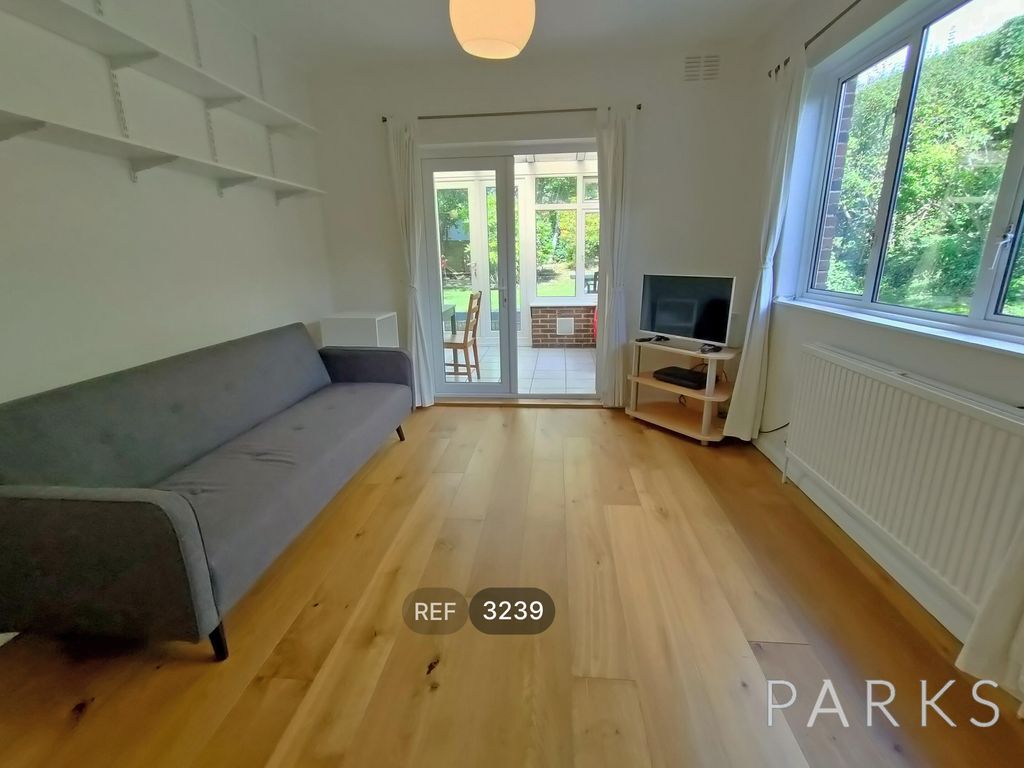 Property photo 2 of 8 Reception Room