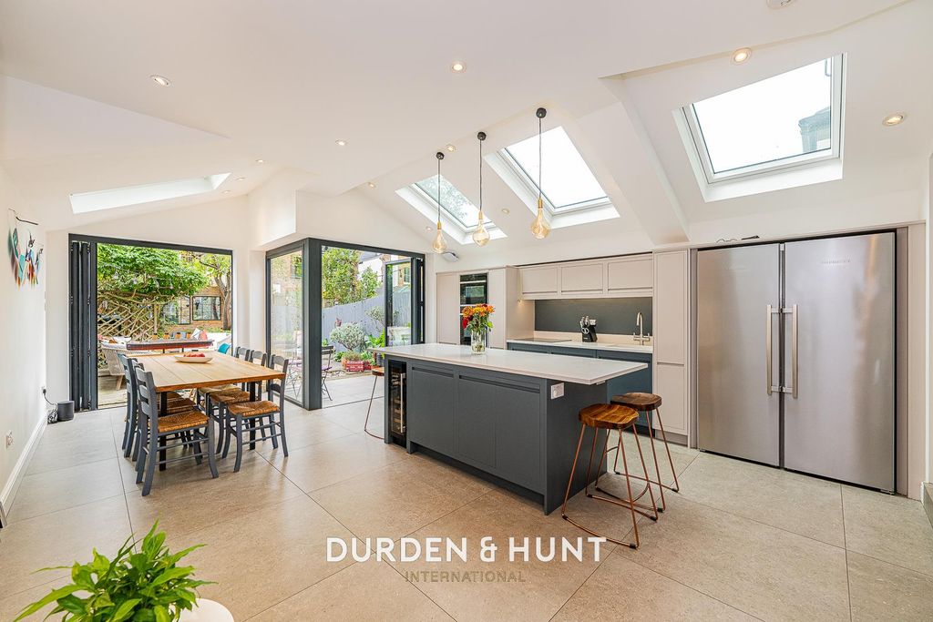 Property photo 2 of 18 Spratt-44.Jpg