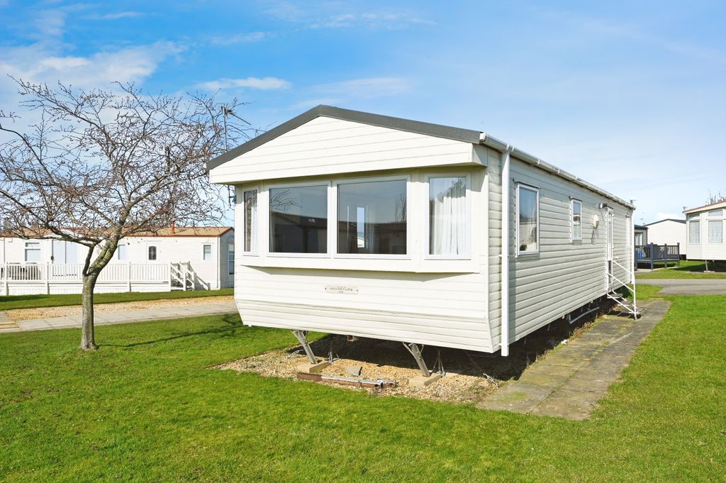 Property photo 1 of 17 Photography