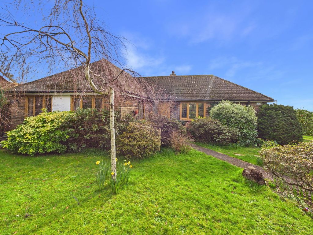 Property photo 1 of 25