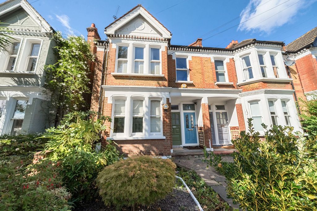 Property photo 2 of 11 Picture No. 22