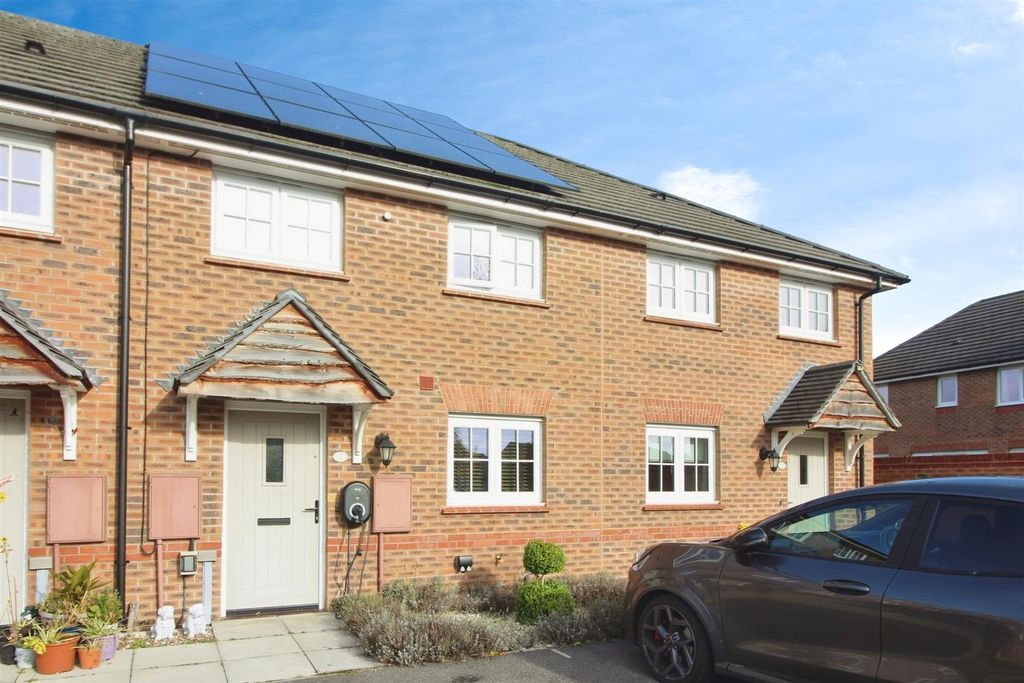 Property photo 1 of 12 Exterior