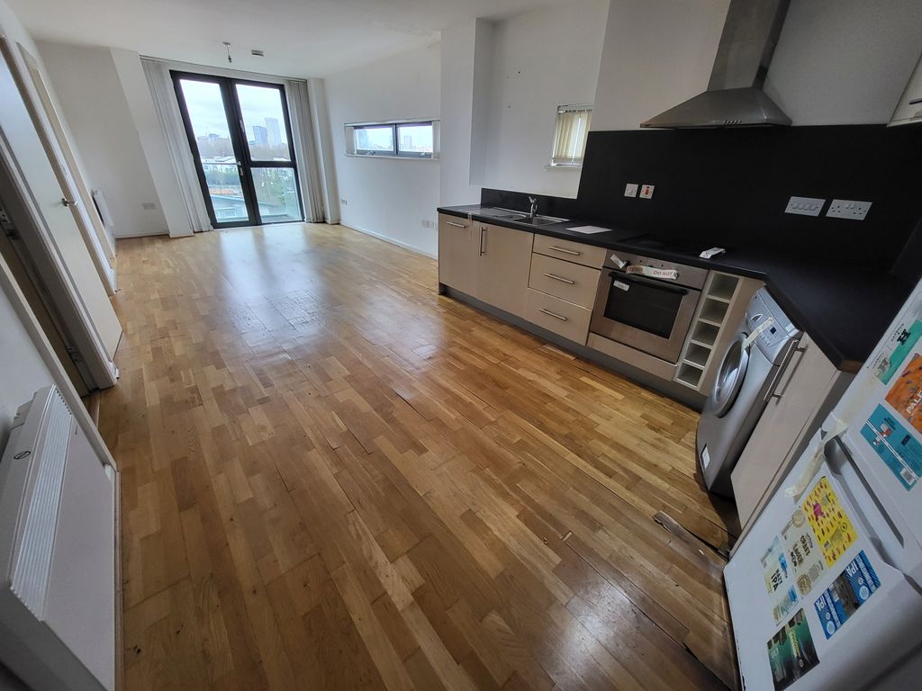 Property photo 3 of 14 Gallery