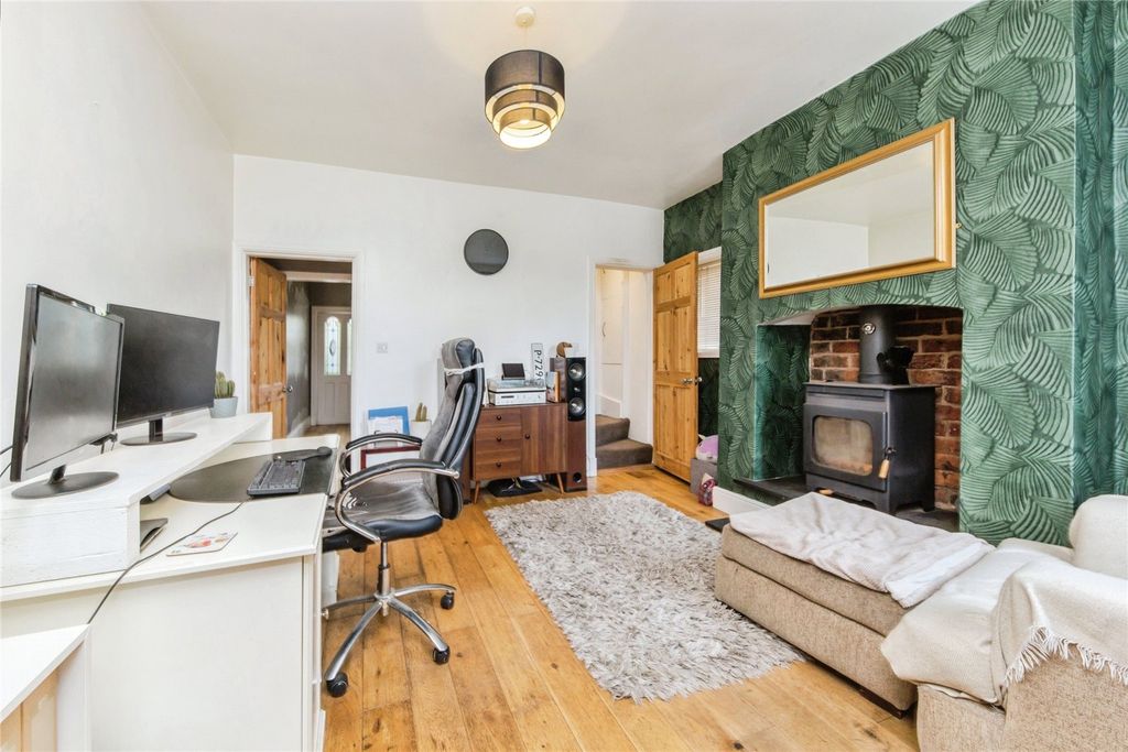 Property photo 3 of 20 Picture No. 10