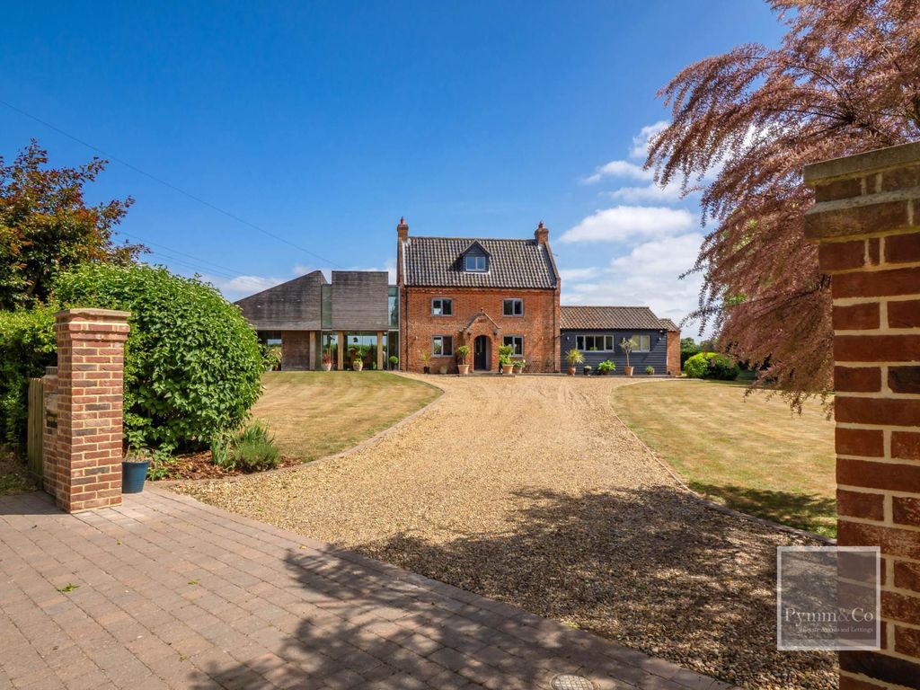 Property photo 1 of 25