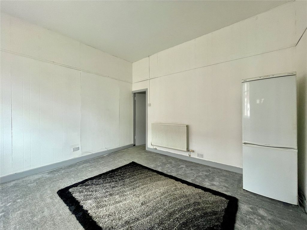 Property photo 2 of 15 Picture No. 02