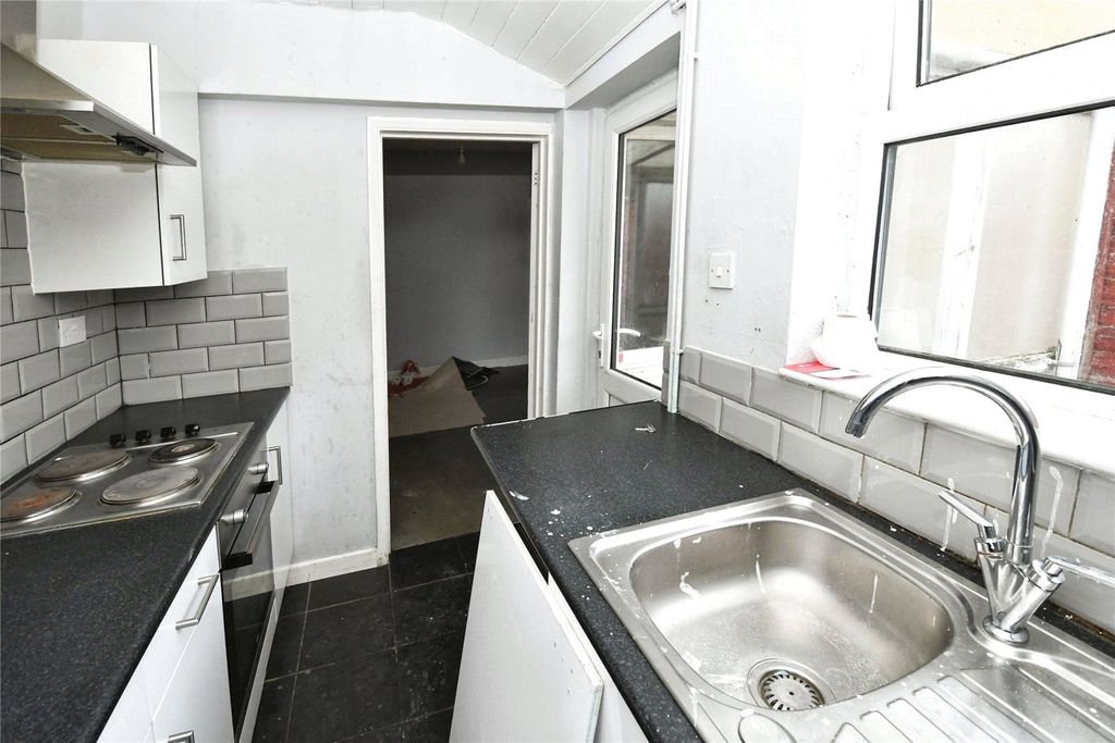 Property photo 3 of 15 Photography