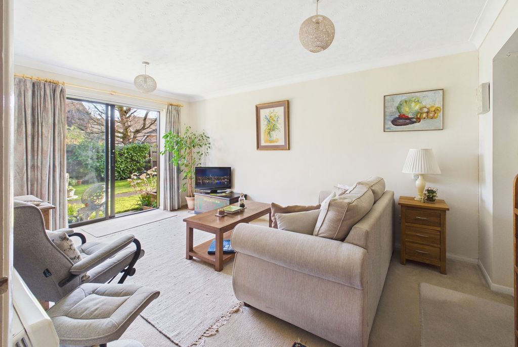 Property photo 2 of 13 Cam03259G0-Pr0246-Still001