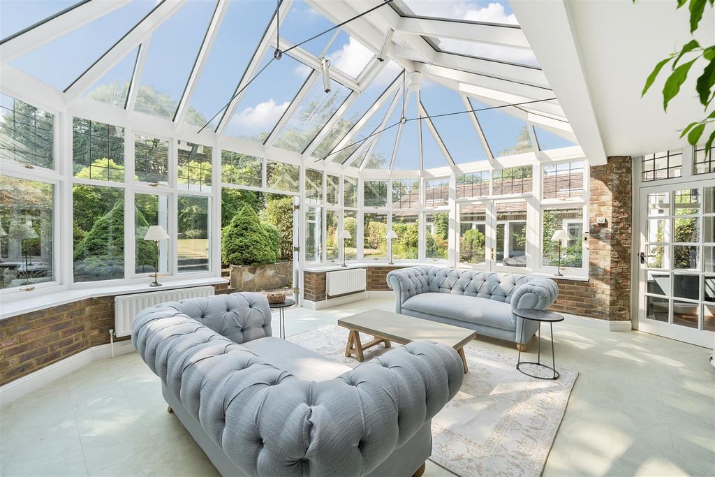 Property photo 3 of 42 Conservatory