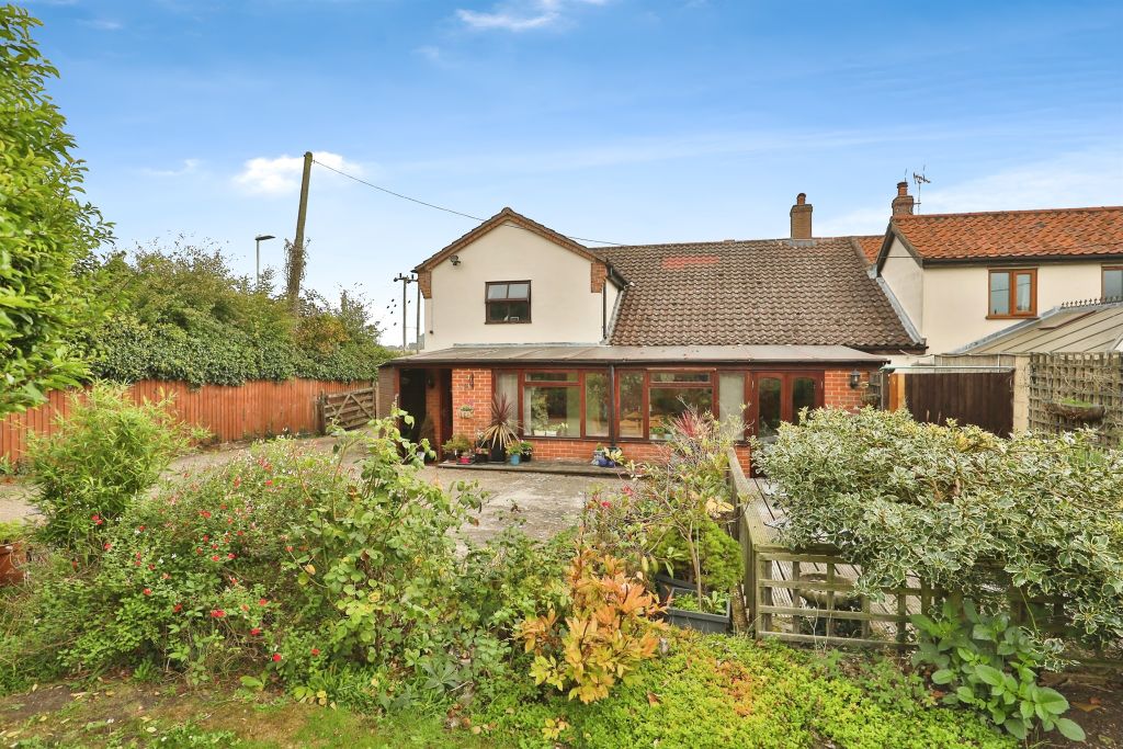 Property photo 1 of 24