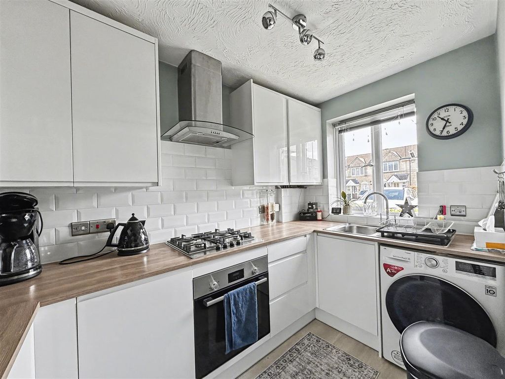 Property photo 2 of 12 Img_4882.Jpg