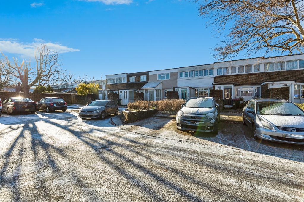 Property photo 3 of 17