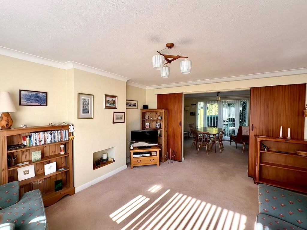 Property photo 2 of 14 Picture No. 12