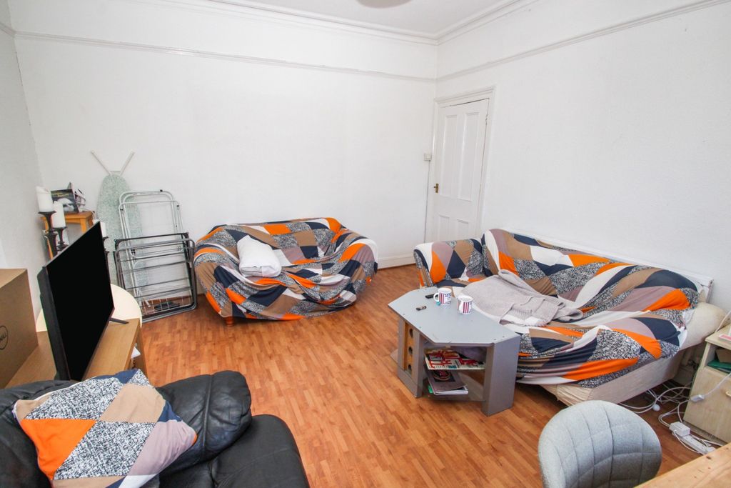 Property photo 3 of 15 1642193