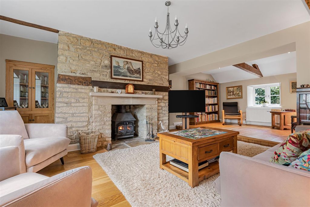 Property photo 2 of 47 49_78074.Jpg