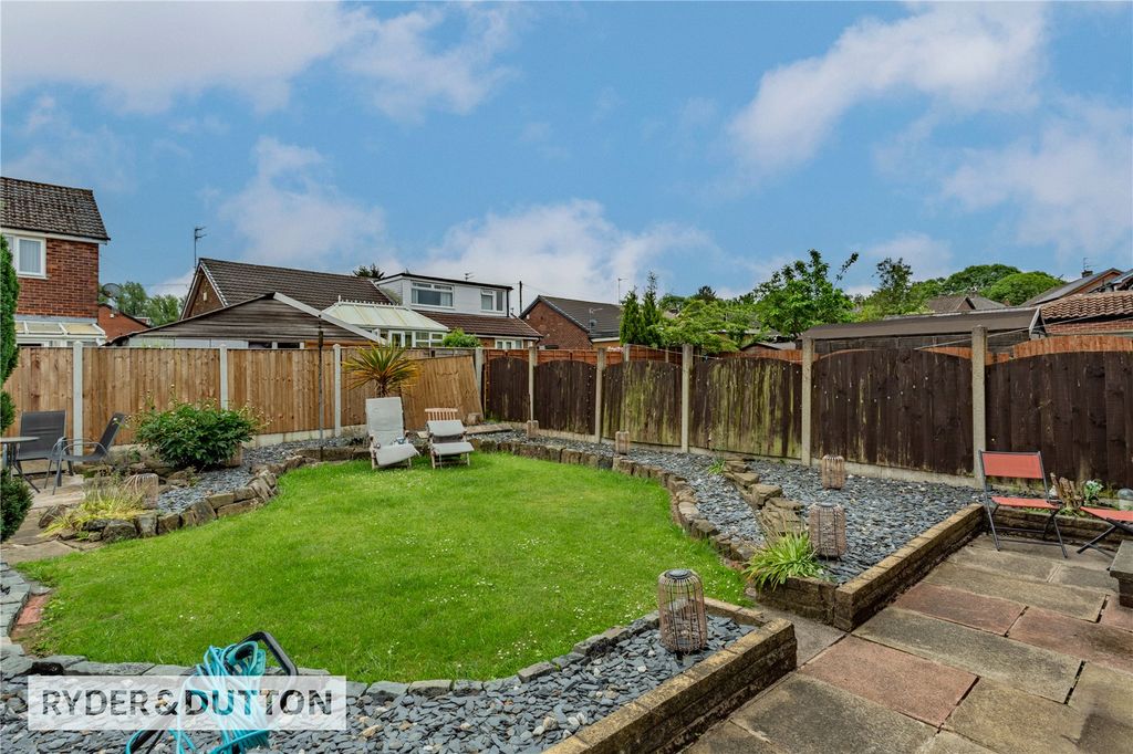 Property photo 2 of 16 Picture No. 13