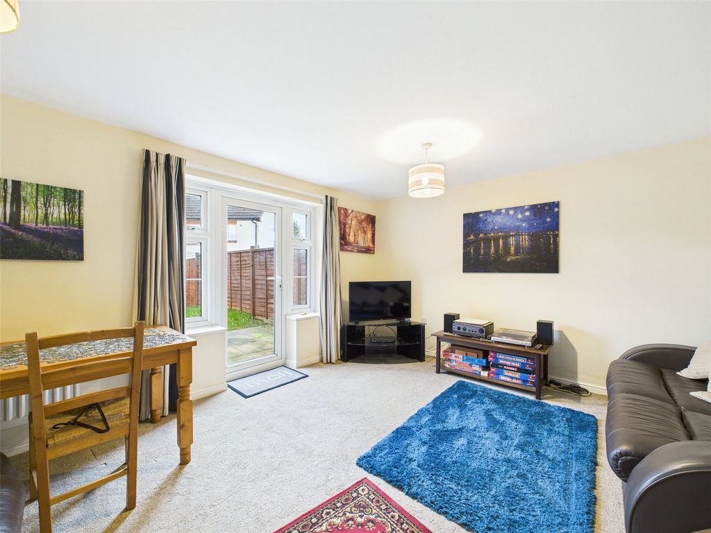 Property photo 3 of 10 Picture No. 06