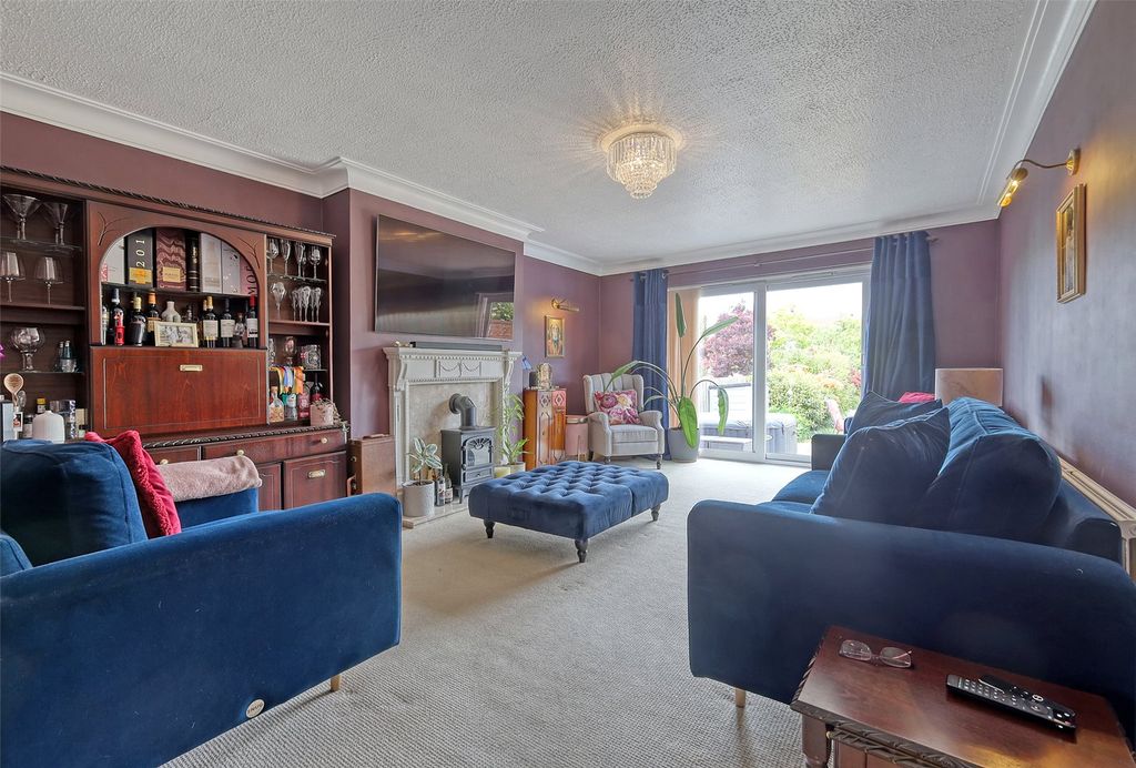 Property photo 2 of 18 Picture No. 20