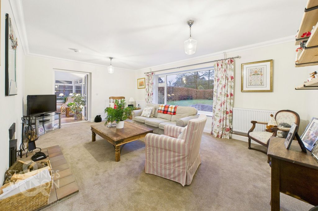 Property photo 3 of 30