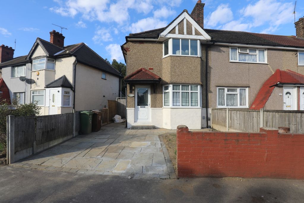 Property photo 1 of 10 8E0A9283
