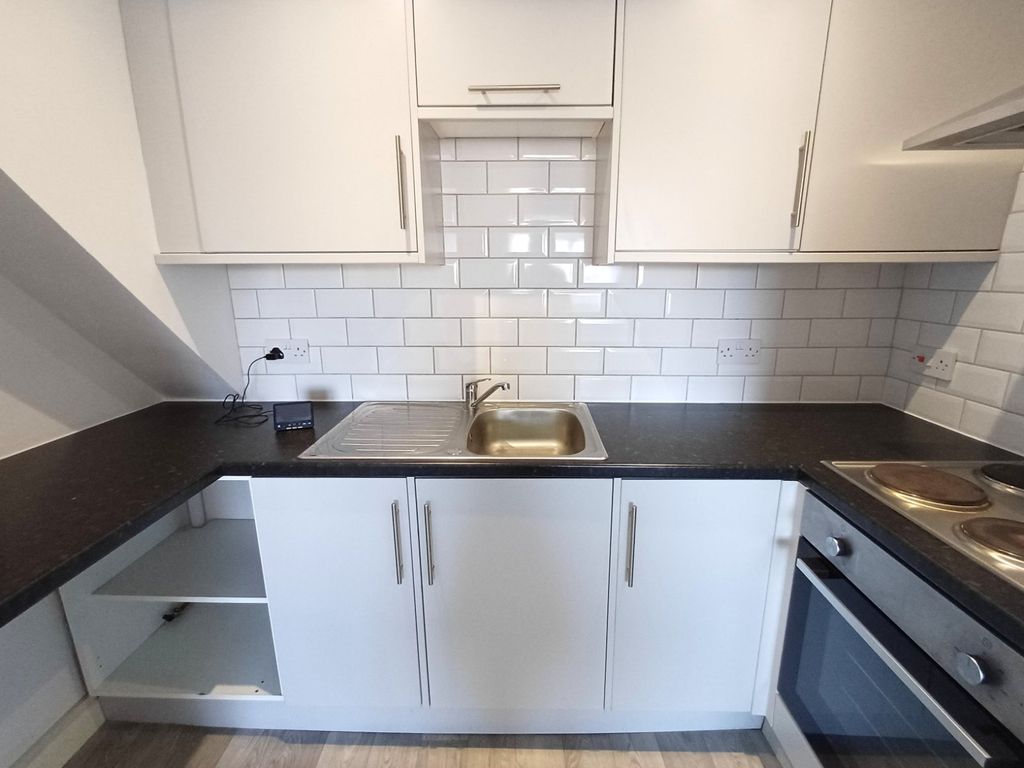 Property photo 3 of 7 Picture 3