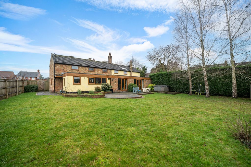 Property photo 2 of 23 30