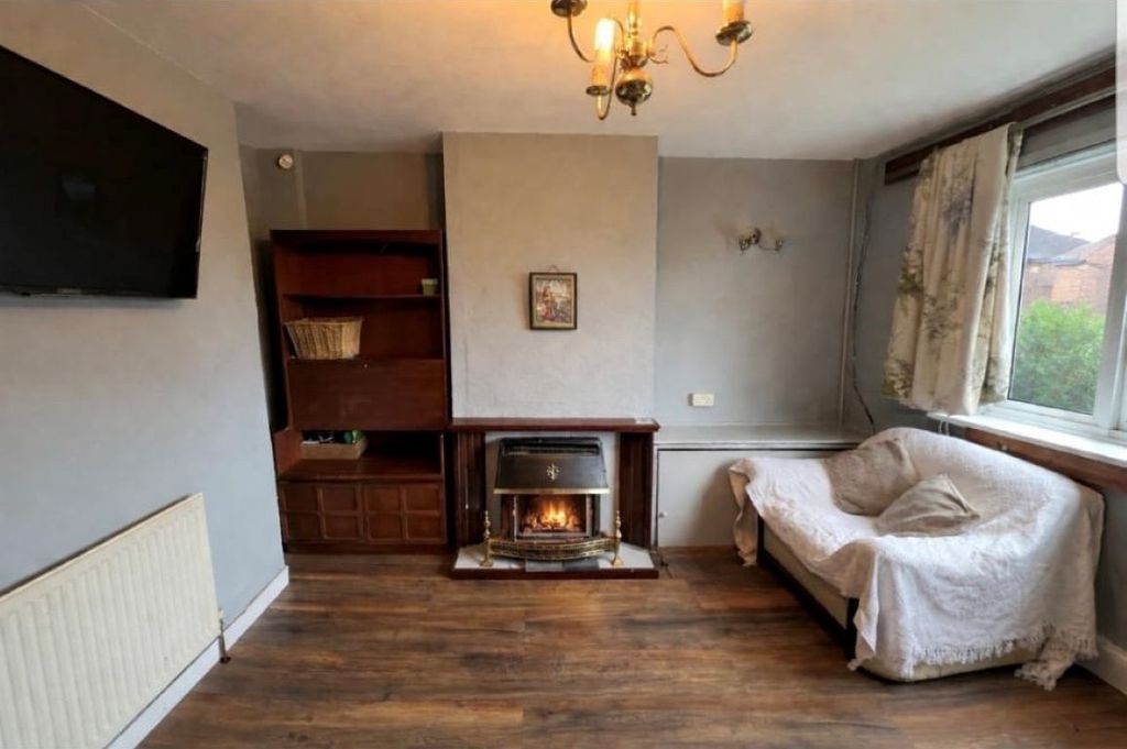 Property photo 3 of 14