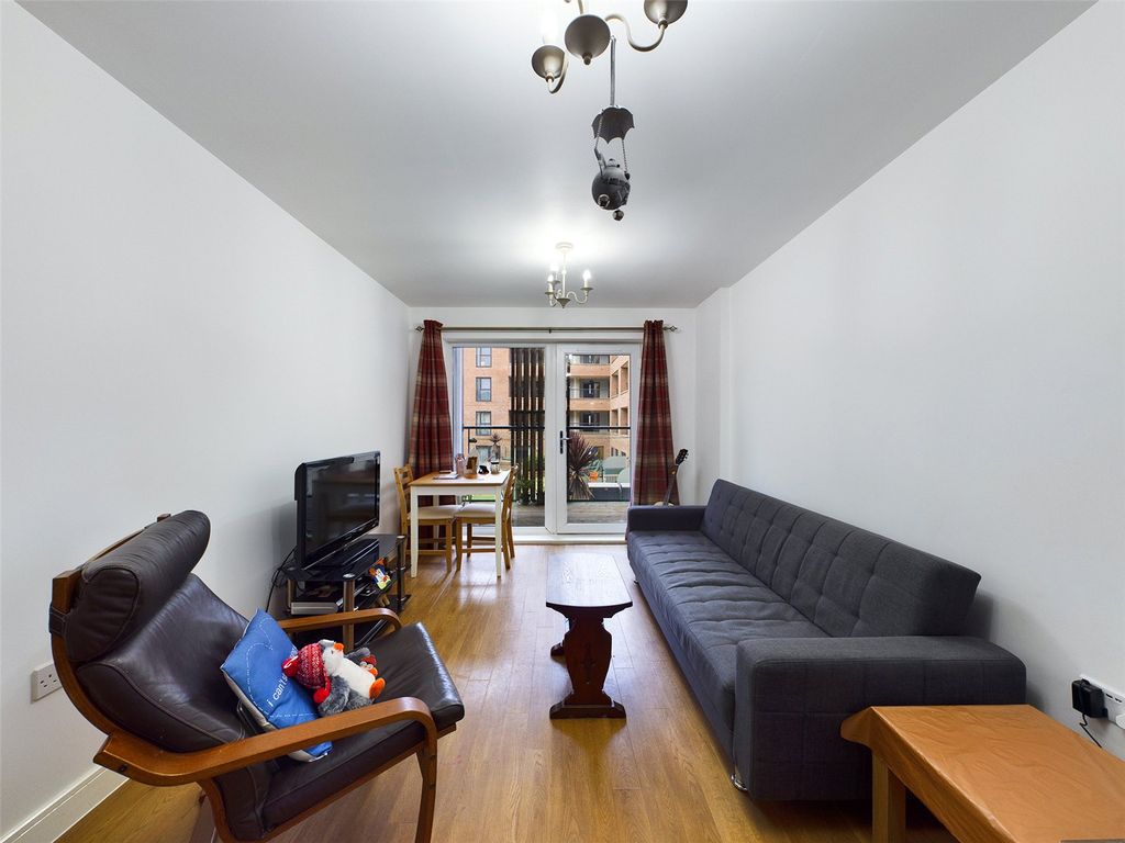 Property photo 3 of 10 Picture No. 01