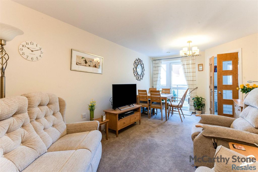 Additional image 4 of 2 bed flat for saleWardington Court, Welford Road, Northampton NN2