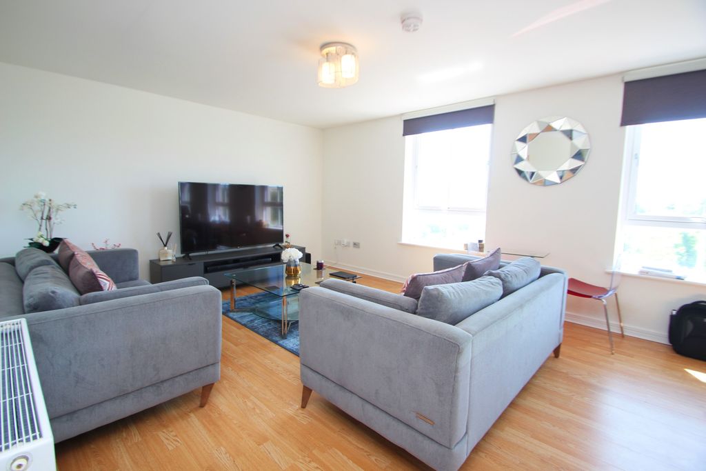 Property photo 2 of 12