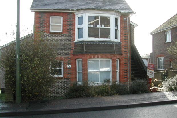 Property photo 1 of 5
