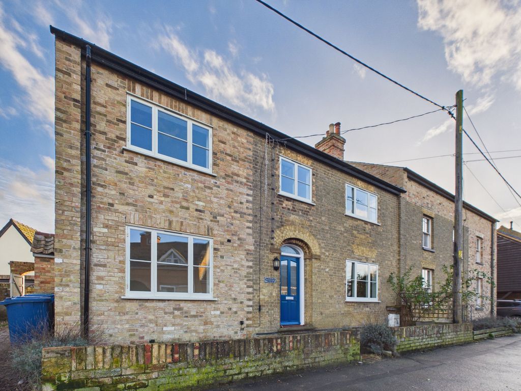 Property photo 1 of 29 Cam02519G0-Pr0388-Still020