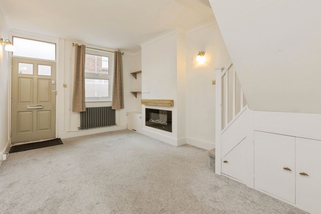 Property photo 2 of 15 Photo